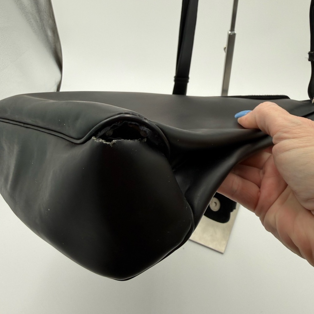 FLAWED Salvatore Ferragamo Black Shoulder Bag - Picture 7 of 15